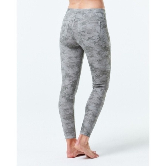 SPANX Jean-ish Ankle Camo Leggings - Picture 6 of 14